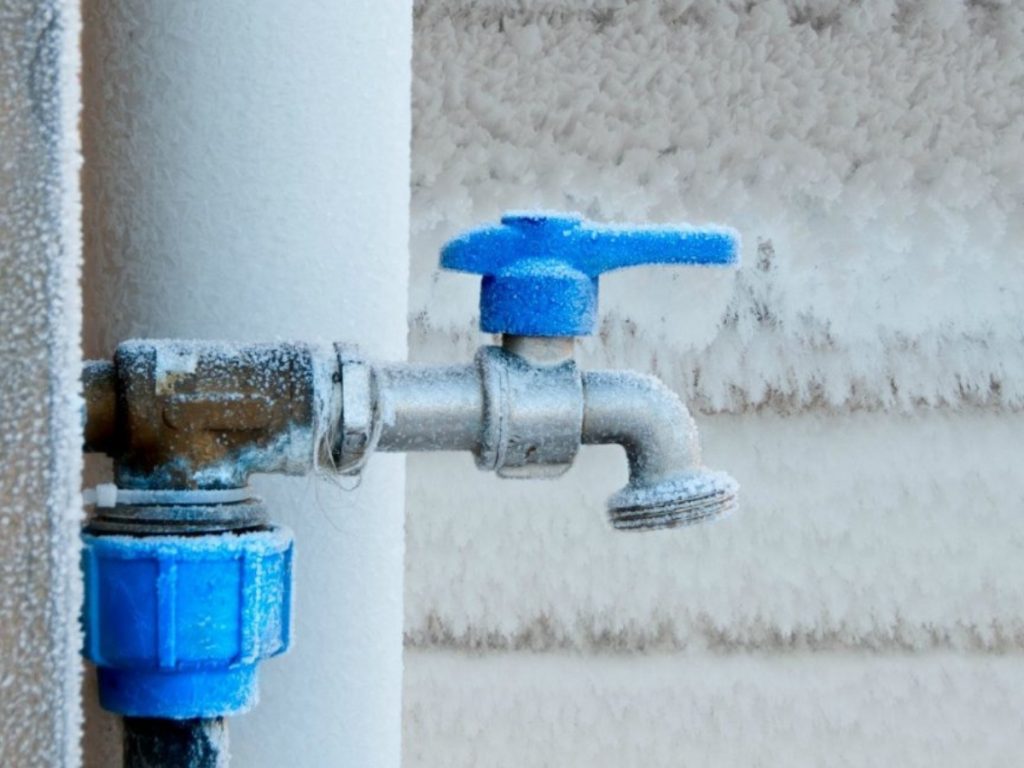 Common Winter Plumbing Problems after Polar Vortex in Canada